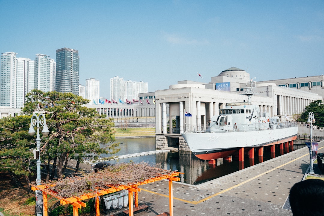 liquid hydrogen fueling station Korea infrastructure 2026