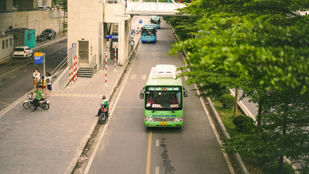 hydrogen fuel cell bus transportation city street