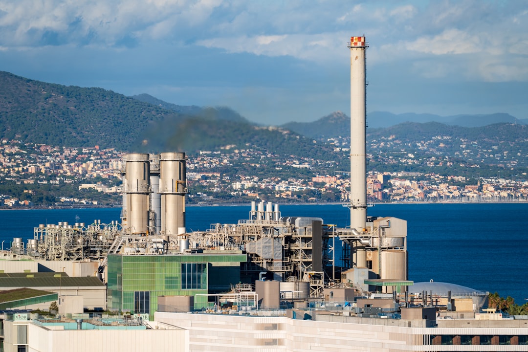 hydrogen fuel cell industrial applications green energy infrastructure global deployment